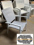 Lot 23 fauteuils blancs alu & textilène empliables