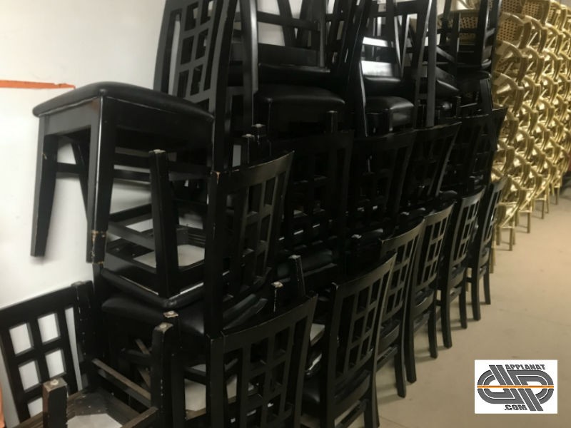 Chaises De Restaurant En Liquidation