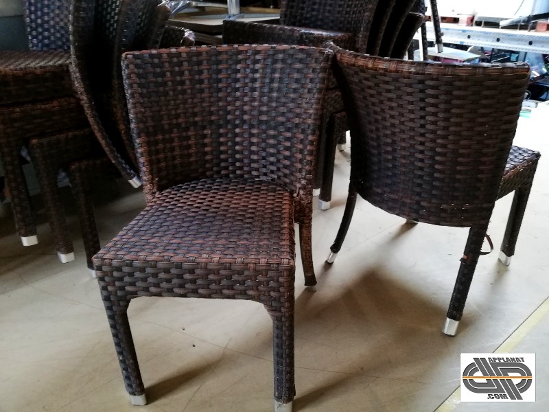 Lot 35 Chaises De Terrasse Style Rotin Armature Aluminium Coloris Marron Occasion Nous Consulter