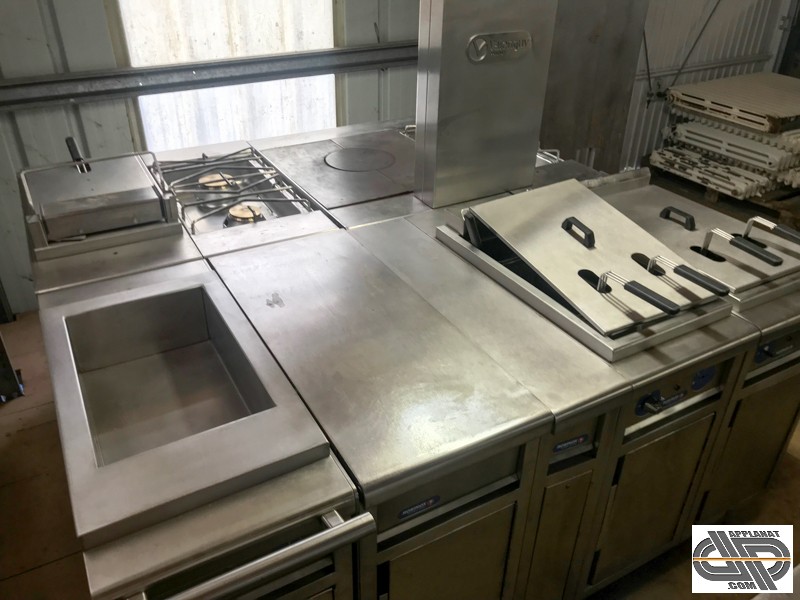 Promo Fourneau Central Professionnel En Modules Gamme 900