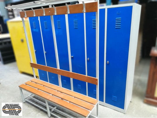 Vestiaires Metalliques 6 Portes Banc Penderie Occasion Vendu