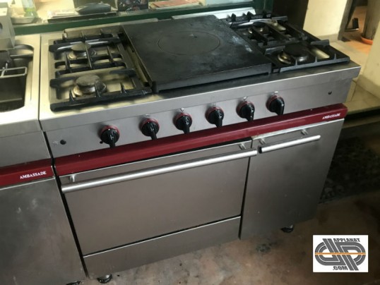 Piano De Cuisine Professionnelle A Four Gaz 4 Feux Plaque Coup