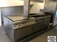 Piano central traversant pour cuisine professionnelle GICO pour ENODIS