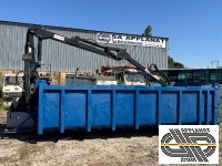Benne Ampliroll 15m³ avec grue à pince inox