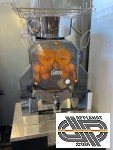 Stand mobile à jus d'oranges fraiches ( haut rendement ) – ZuMEX – SPEED UP (de 2019)