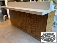 Comptoir sec design - 2m30 - habillage style zebrawood & résine