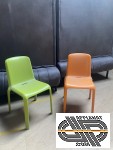 Lot 26 chaises plastique design | Pedrali Snow | 18 oranges + 8 vertes