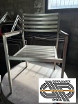 45 fauteuils extérieur alu avec accourdoirs à liteaux bois