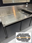Meuble inox support billot 1m10 sur placard inox fermé noir gamme 650  (billot non compris)