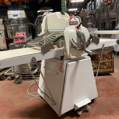 Laminoir à pâte professionnel sur socle - GECOMA - LM 500 - 900