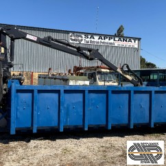 Benne Ampliroll 15m³ avec grue à pince inox