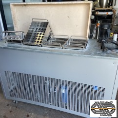 Machine professionnelle à esquimaux (2018) + 4 moules de 45 glaces bâtonnet / cycle • Gris Constructeur