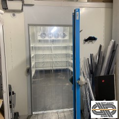 Chambre froide négative 40m3 / 16m2 au sol  + Dotation: Groupe réfrigération extérieur