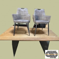 Bureau de direction – 2 chaises en dotation