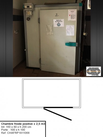 Petite chambre froide positive professionnelle ± 2,5 m3 , DAGARD, avec grande porte charnières à gauche