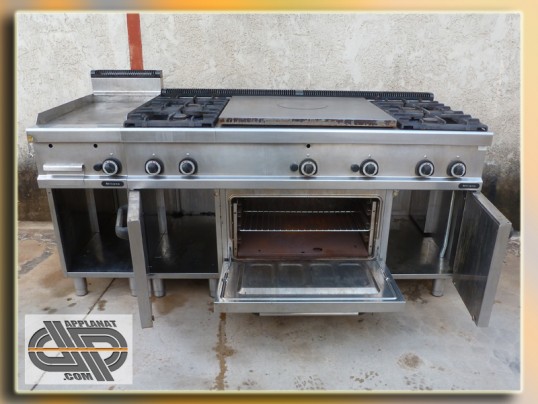 Ensemble de cuisson 4 Feux + Plaque Coup de Feux + four gaz + grill