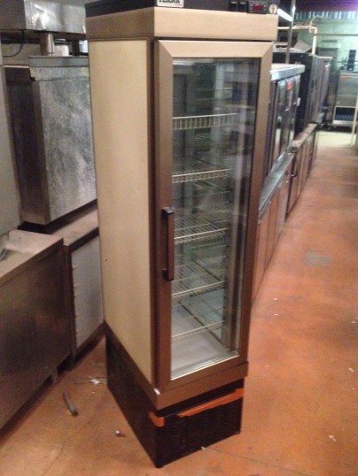 Vitrine verticale positive compacte 250 litres - LONGONI - GLASSY – M 0,75 – 2100