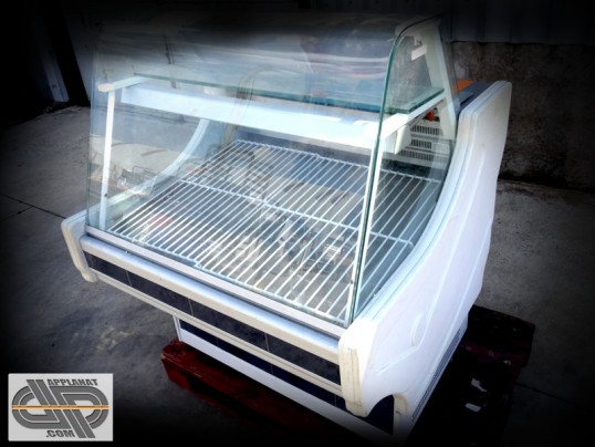 vitrine 1m00 avec reserve