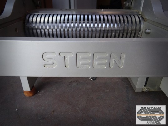 Eplucheuse de table STEEN