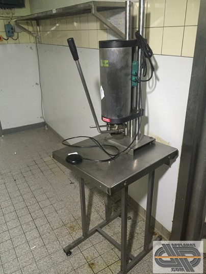 Ouvre-boîtes électrique d'occasion