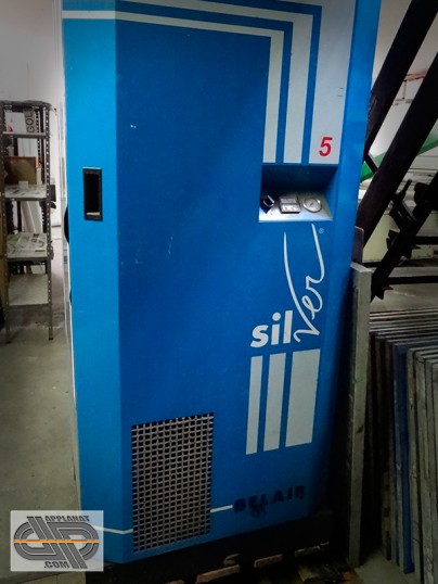 Compresseur insonorisé 10 bars - 32 m3/h – 5,5 HP