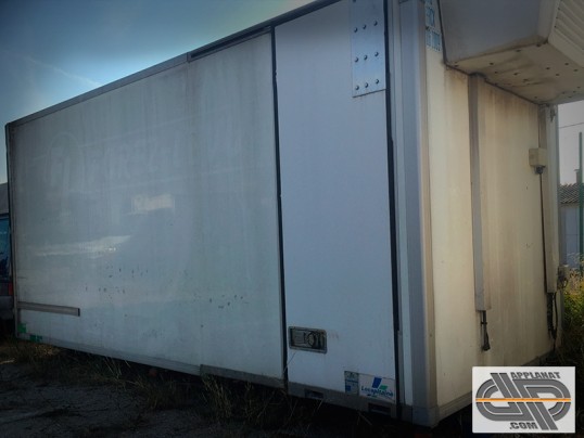 Caisse frigorifique d'occasion 30m3