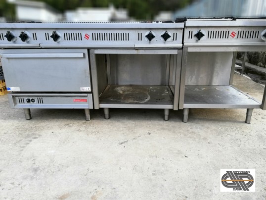 Ensemble de cuisson gaz professionnel d occasion SOLYMAC four gastro 4 feux vifs et cdf