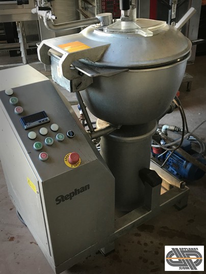 Cutter universel STEPHAN UM44 d'occasion avec + pompe à vide et sonde température