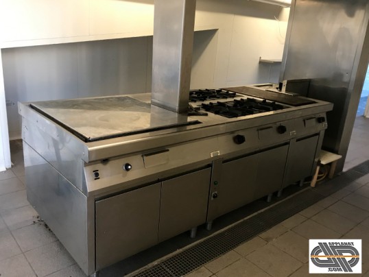 Piano central traversant pour cuisine professionnelle  d'occasion