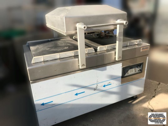 Machine sous vide industrielle à double cloche Henkelman POLAR 2-75 KK