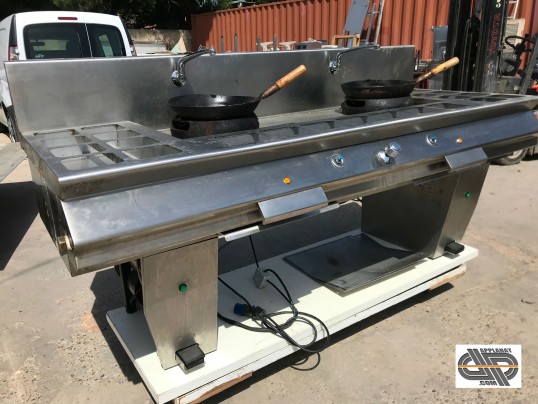 fourneau wok professionnel à commandes au genou