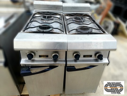 Fourneau 4 feux vifs professionnel occasion CAPIC