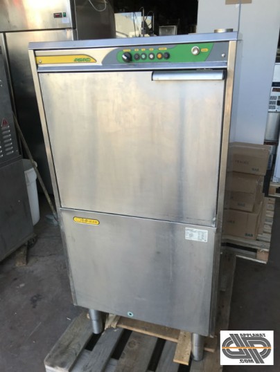 Lave vaisselle professionnel haut ARISTARCO à paniers 54 x 54 cm