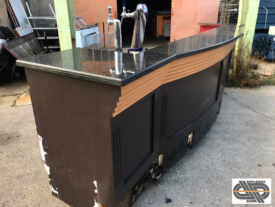 comptoir de bar professionnel réfrigere d'occasion avec granit arqué 