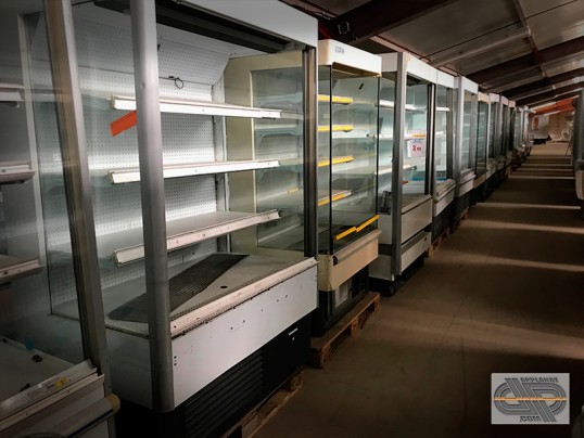 Vitrines murales réfrigérées epicerie distribution alimentaire