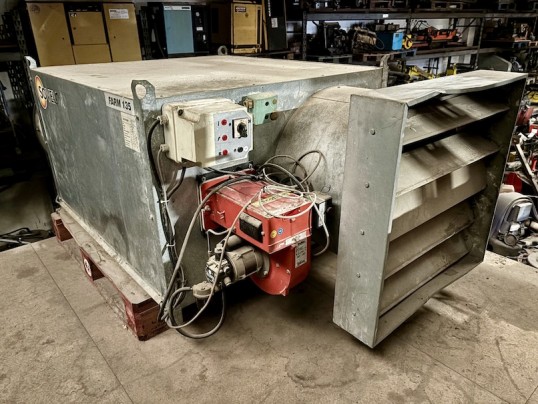 Chauffage air pulsé suspendu 8000 m3/h SOVELOR FARM 135M d'occasion