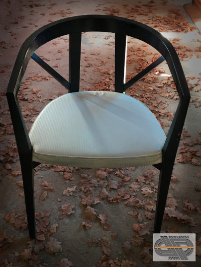 Mobilier de restaurant style années 90