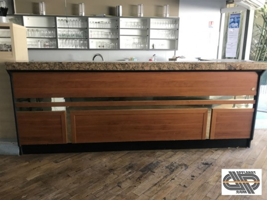 Comptoir de bar longueur 3m00 d'occasion