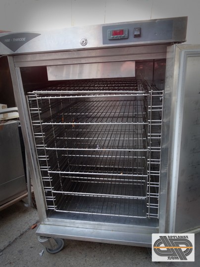Armoire chauffante sur roues format gastro GN 2.1