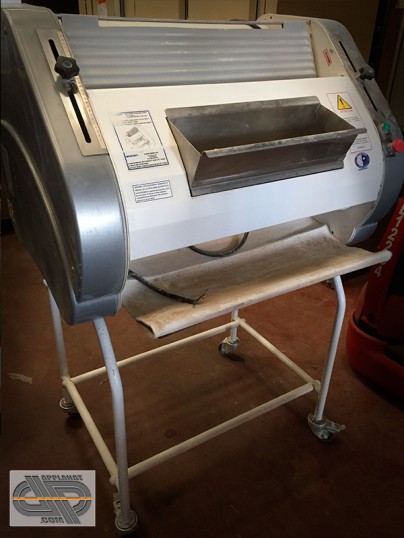 Faconneuse de boulangerie d'occasion Bongard FAC M3R STD Avec Support