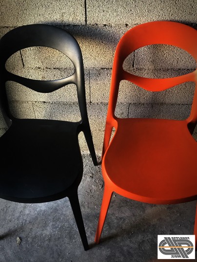 Petit lot de 16 chaises plastique design pour extérieur - DOMITALIA - FOR YOU - Made in Italy
