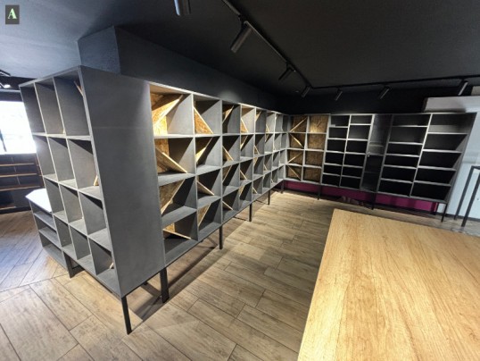 lot mobilier d'agencement de magasin d'occasionespace épicerie, cave et boissons 