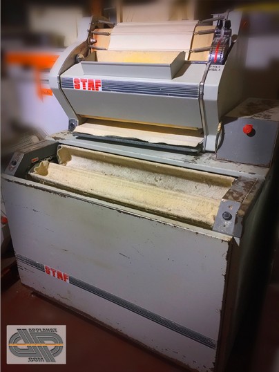 faconneuse et repose paton STAF RP 451 , de boulangerie d'occasion