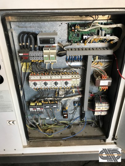 tableau electrique de commande pompe chaleur TRANE CXA 150 