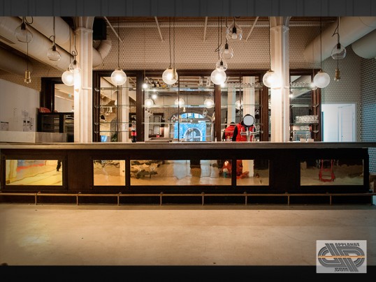 Grand comptoir de bar