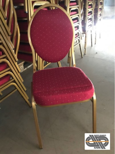 Lot 60 chaises réception luxe « or & pourpre»