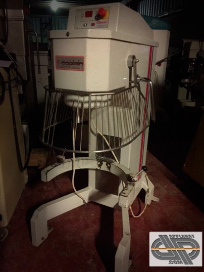 Batteur mélangeur 40 litres d'occasion