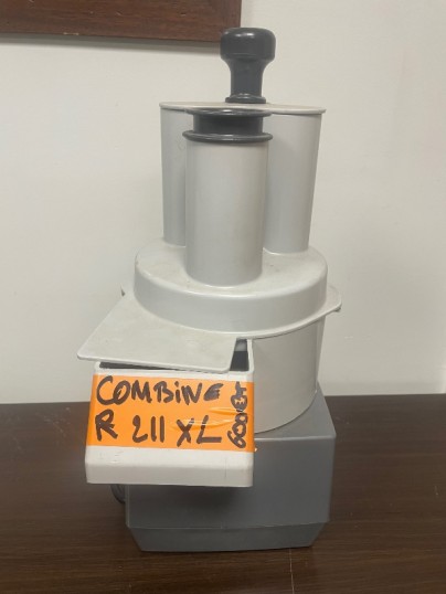 Robot coupe de dos avec éjecteur