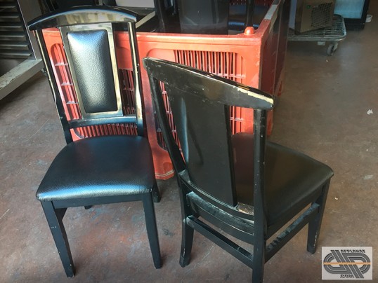 Lot de 60 chaises CHR noires - bois et sky simili cuir