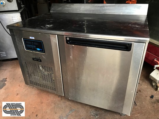 Meuble inox préparations froides avec cellule refroidissement - FOSTER CBCF20/10